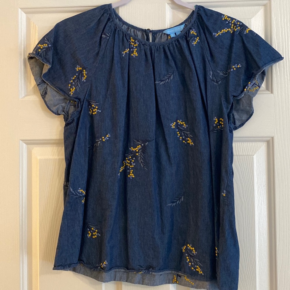 Draper James floral navy/yellow top. Size large